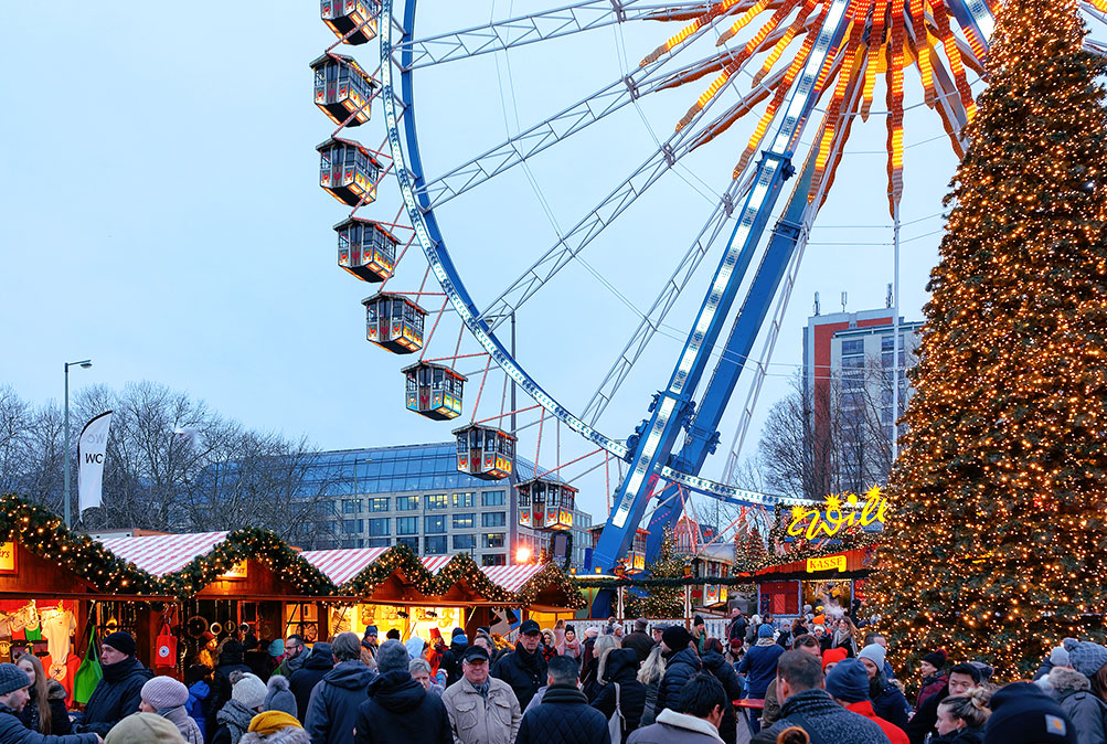 kerstmarkt berlijn bij het stadhuis